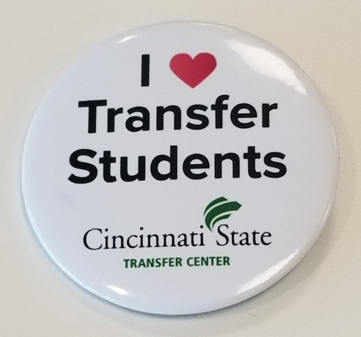 Button with "I love Transfer Students"
