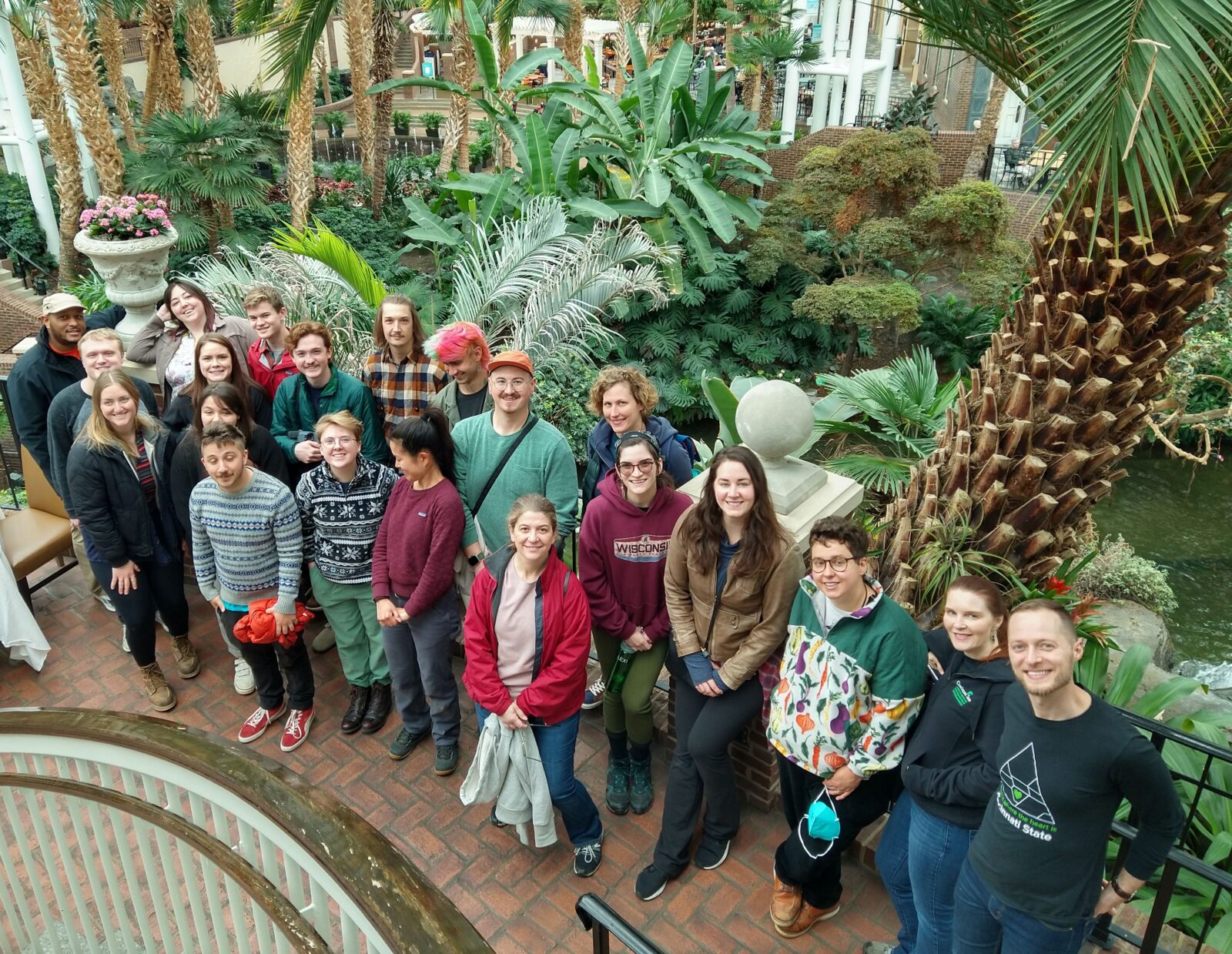 Horticulture Team visits Opryland indoor garden