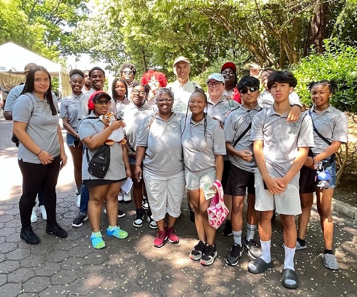 Upward Bound group with Cincinnati Zoo Director Thane Maynard at the National Zoo in Washington, DC