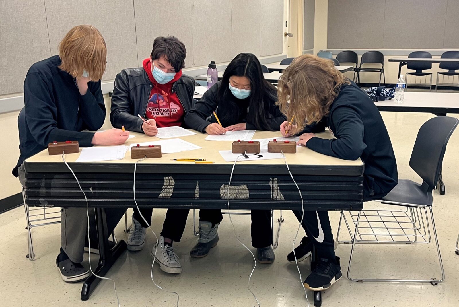 Indian Hill HS students in 2022 Academic League match