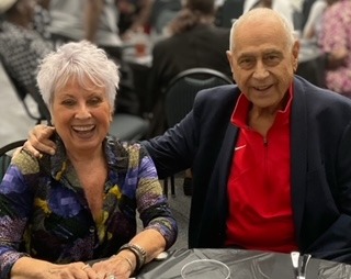 JoAnn Perdikakis and Gus Perdikakis ‘62