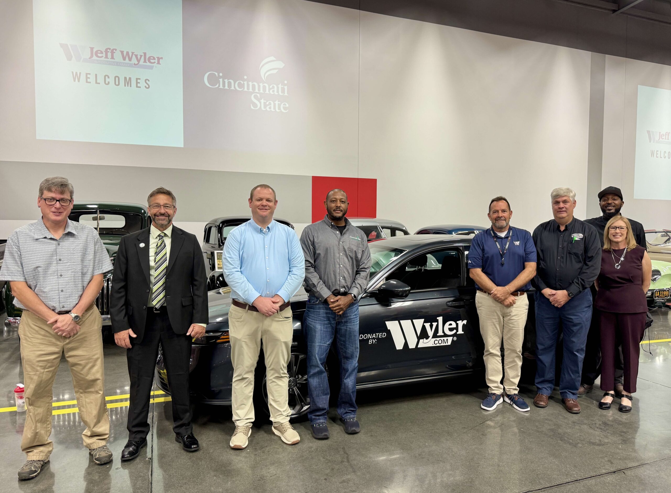 Cincinnati State and Jeff Wyler Automotive Family representatives attended the presentation