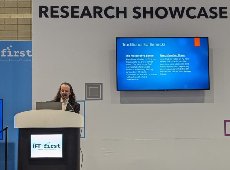Conor McCormick presenting his research at the IFT conference